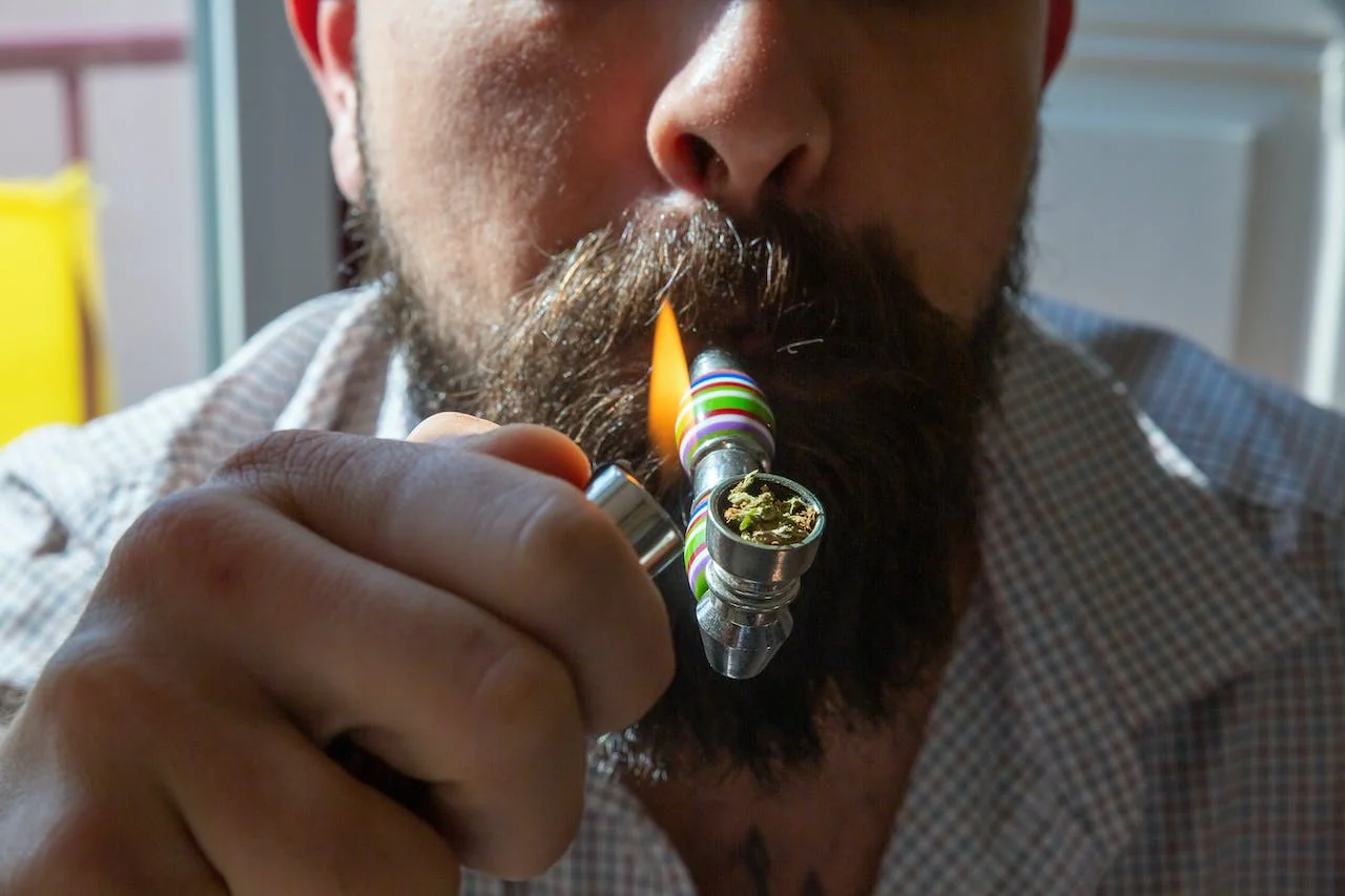 Microdosing vs. Macrodosing Weed: Deciphering Your Ideal Method